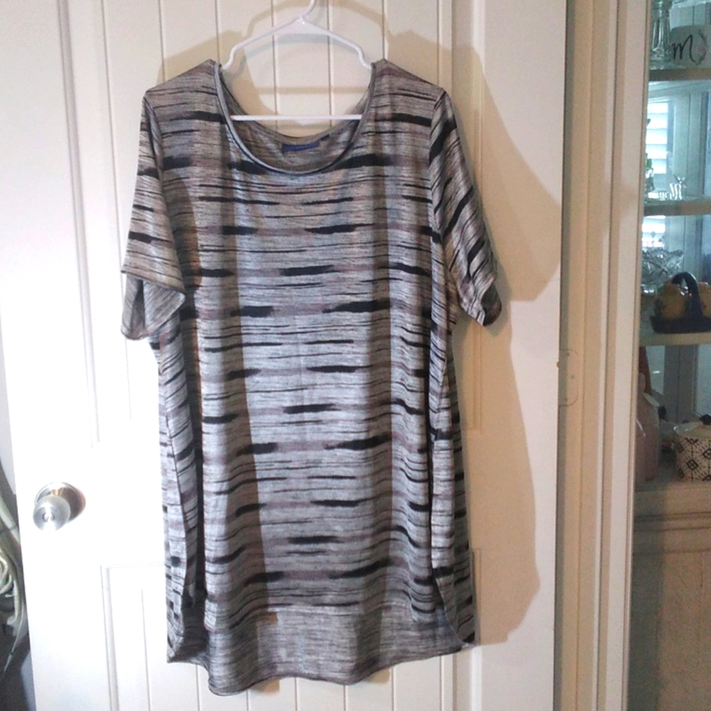 Apt 9 gray with black shirt